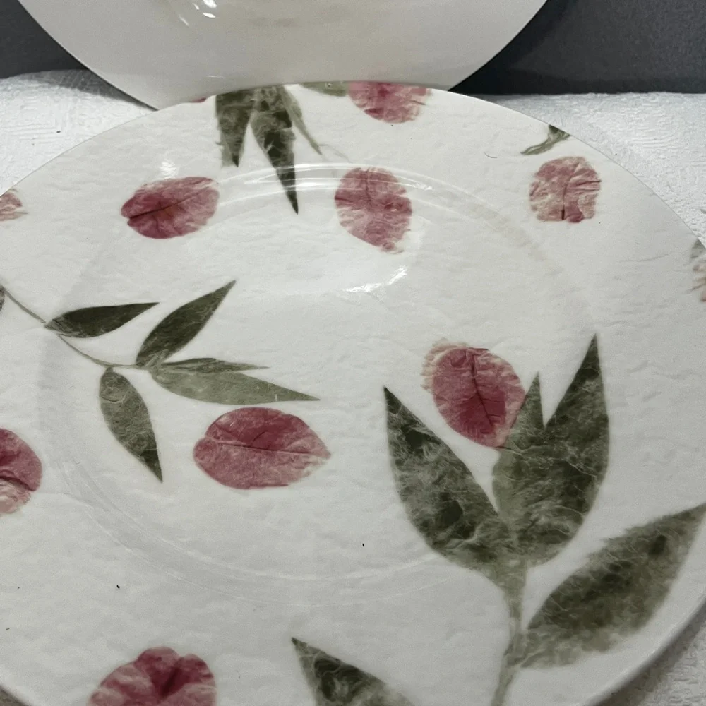 222 Fifth Paper Rose Floral Dinner Plate - Pink and Green